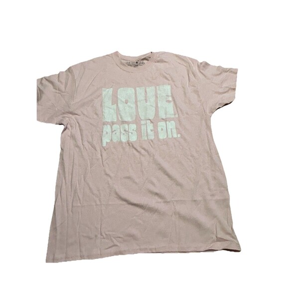 NWOT Fifth Sun LOVE Pass It On Graphic Tee Pink Women’s Large - Picture 1 of 3